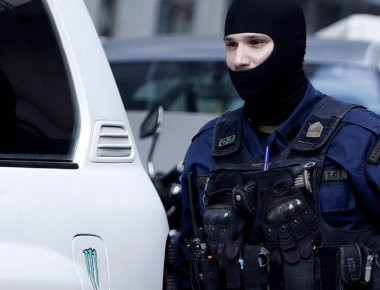 3.000 επικίνδυνοι άνθρωποι βγήκαν από τις φυλακές ελέω... Παρασκευόπουλου - Δολοφόνοι, ληστές και βιαστές